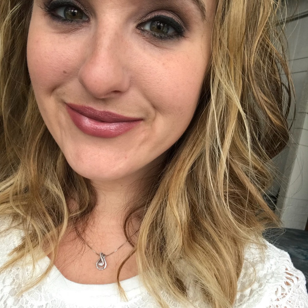 Meet your Posher, Chelsey